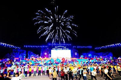 Inauguran Carnaval de Ha Long 2013 - ảnh 1