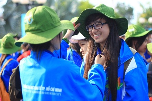 Jóvenes de la región sureña dedican esfuerzos voluntarios en el verano 2017 - ảnh 1