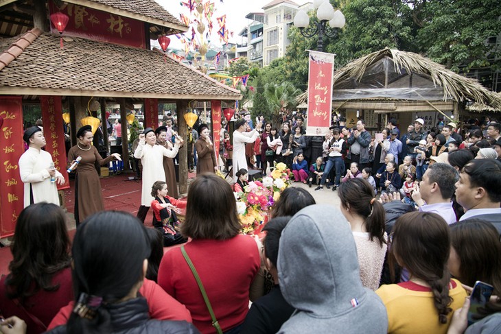 Festivales de la Primavera 2018 atraen a gran afluencia de visitantes - ảnh 1