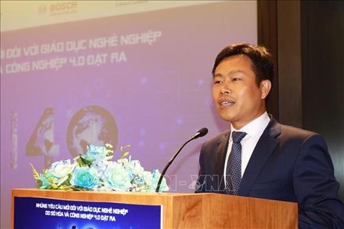 Vietnam reforma la formación vocacional para adaptarse a la cuarta Revolución Industrial - ảnh 1