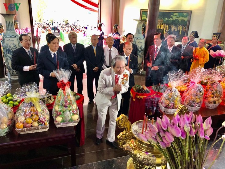 Conmemoran 90 años de la muerte del padre del presidente Ho Chi Minh - ảnh 1