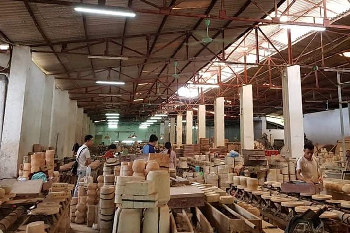 Revitalizan aldeas de artesanía tradicional de Hanói en el contexto poscoronavirus - ảnh 1