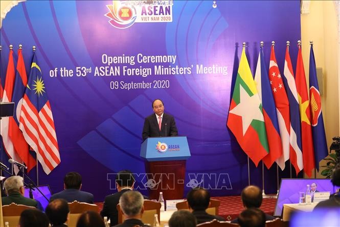 Vietnam representa la creatividad y adaptabilidad en su desempeño de la presidencia de la Asean - ảnh 1