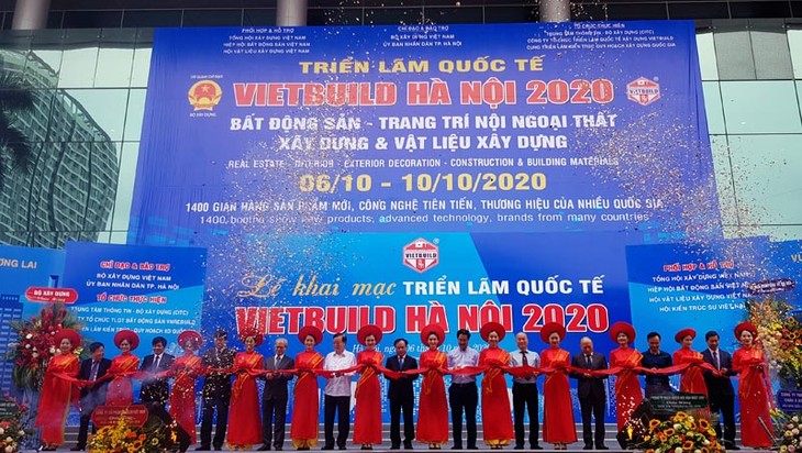 Comienza la Exposición Internacional Vietbuild 2020 - ảnh 1