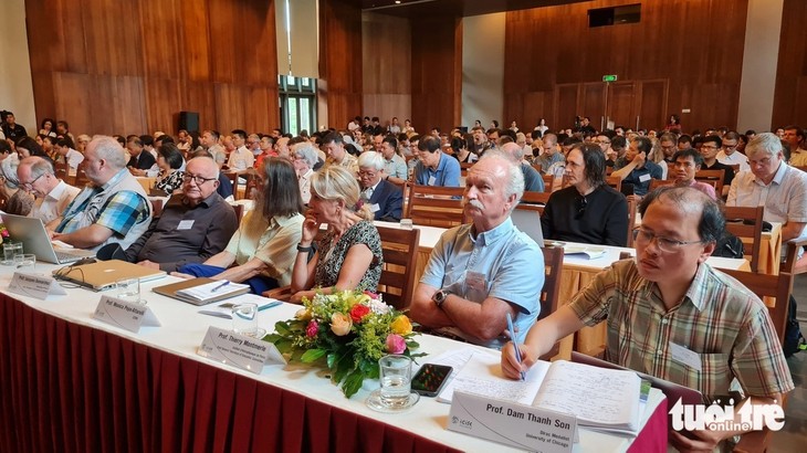 “Ventanas al Universo”, un foro de Física de Partículas y Astronomía para científicos vietnamitas y extranjeros  - ảnh 1