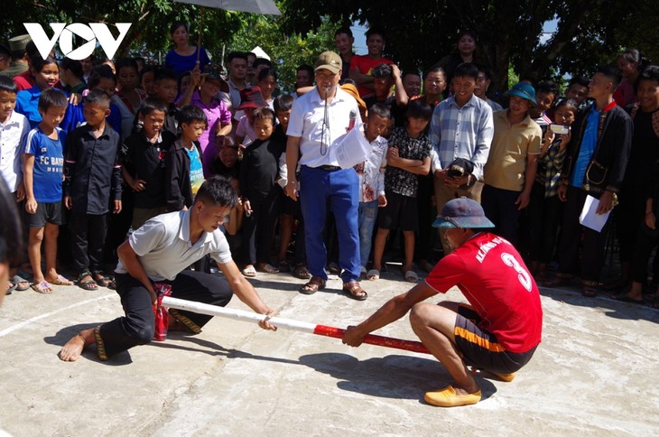 Ma Ma Me, la peculiar fiesta de arroz del pueblo Kho Mu  - ảnh 2