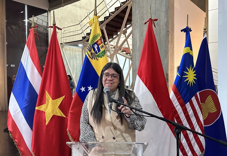 Día de la ASEAN en Venezuela: presentación de la identidad cultural y el pueblo de la comunidad del Sudeste Asiático - ảnh 1