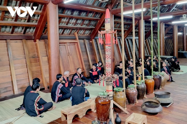 Características singulares de la boda de los Ede - ảnh 1