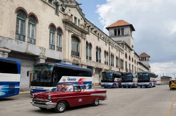 Solicitud al Presidente del Comité de Relaciones Exteriores del Senado de Estados Unidos para el levantamiento del embargo contra Cuba - ảnh 1