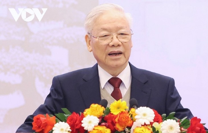 El secretario general Nguyen Phu Trong ante los ojos de diplomáticos - ảnh 1