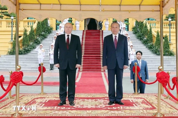 Medio ruso afirma el valor de la “diplomacia de bambú” de Vietnam - ảnh 1