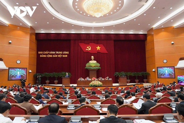 Comienza conferencia del Comité Central del Partido Comunista de Vietnam, XIII Mandato - ảnh 1