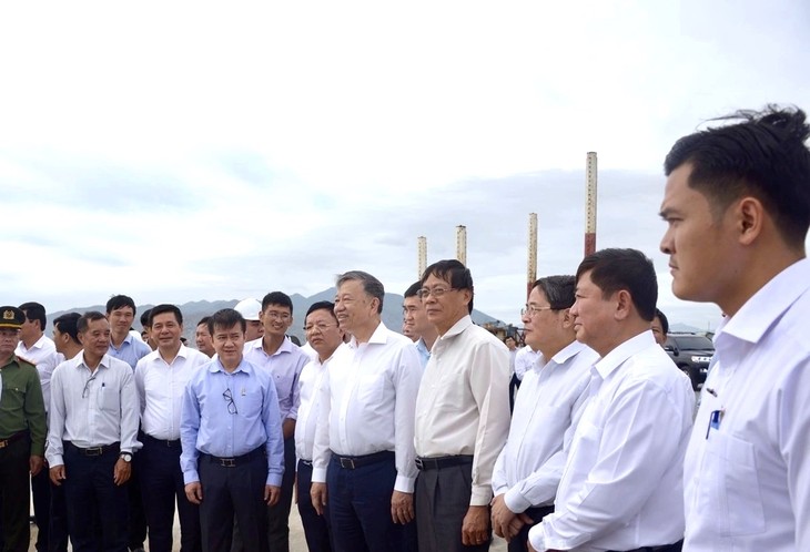 Secretario General del PCV orienta reiniciar proyecto de central nuclear de Ninh Thuan - ảnh 2