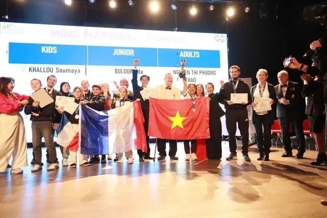 Vietnam triunfa en Campeonato Mundial de Mapas Mentales 2024 - ảnh 1