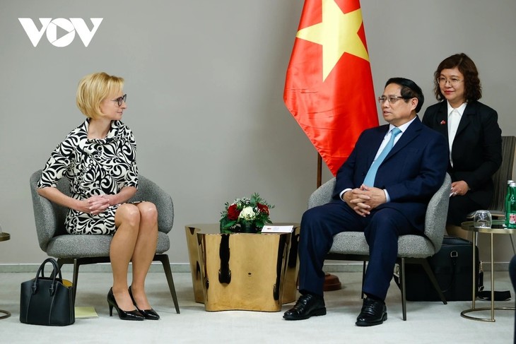 Primer Ministro de Vietnam se reúne con la presidenta del Partido Comunista de Bohemia y Moravia - ảnh 1