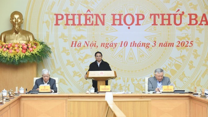 Primer Ministro de Vietnam impulsa la eliminación de viviendas precarias - ảnh 1