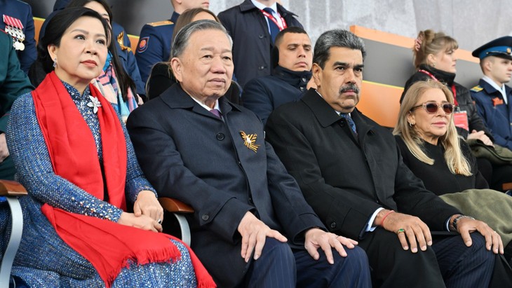 Secretario General del PCV y líderes internacionales asisten a desfile militar por Día de la Victoria en Moscú - ảnh 1