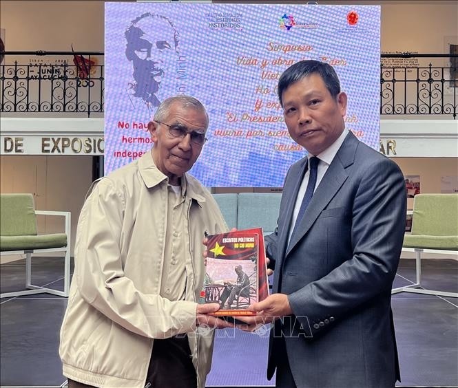 Conmemoran en Venezuela el 135.º aniversario del natalicio del Presidente Ho Chi Minh - ảnh 3