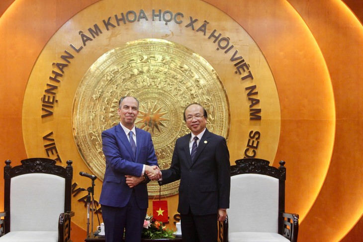 Vietnam y Cuba reafirman la voluntad de fortalecer la cooperación académica en ciencias sociales - ảnh 1