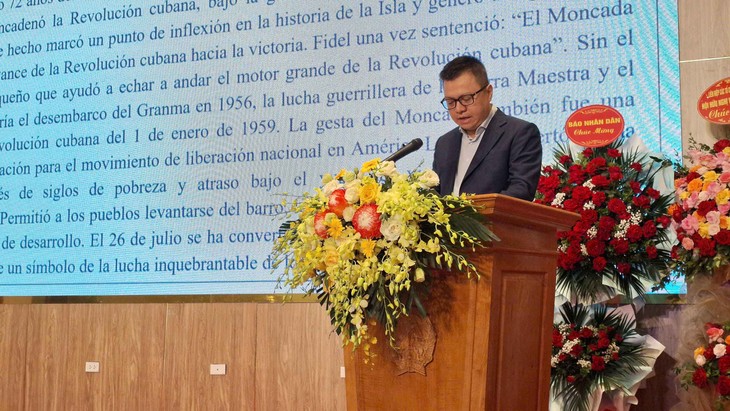 Conmemoración en Hanói del 72.º aniversario del Asalto al Moncada, heroica gesta revolucionaria de Cuba  - ảnh 2