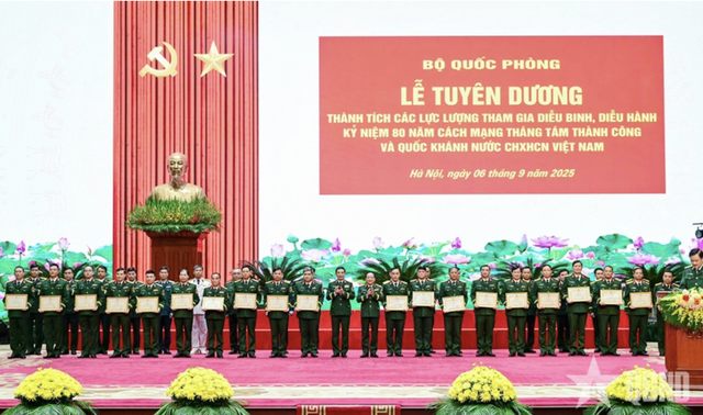 Reconocimiento a las fuerzas que cumplieron la misión A80 - ảnh 1