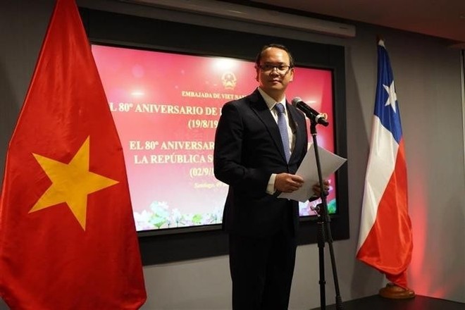 Acto en Santiago de Chile conmemora 80 años de la independencia de Vietnam - ảnh 2