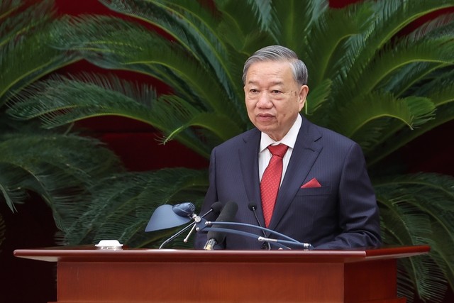 Inaugurado el XIII Pleno del Comité Central del Partido Comunista de Vietnam - ảnh 1