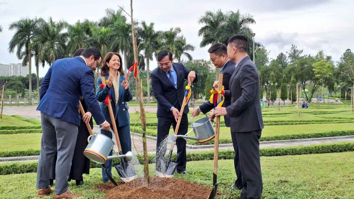 Vietnam - Colombia: Sembrar amistad para un futuro más verde - ảnh 2