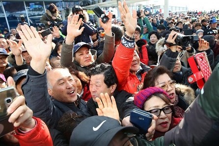 Corea del Norte acuerda participar en Juegos Olímpicos de Invierno de PyeongChang 2018 - ảnh 1