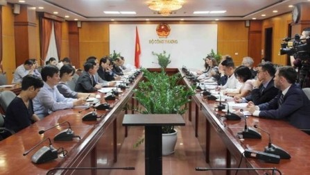 La UE apoya acceso a la energía de áreas desfavorecidas en Vietnam  - ảnh 1