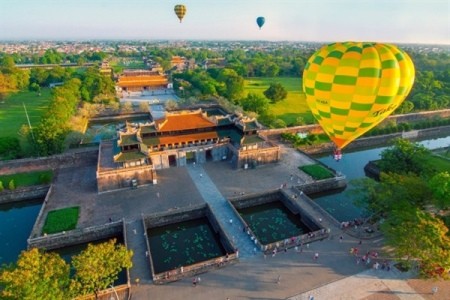 Celebrarán Festival Internacional de Globos Aerostáticos en Hue  - ảnh 1