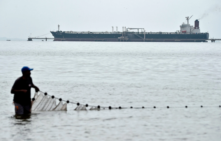 Washington impone sanciones al transporte de petróleo de Venezuela a Cuba - ảnh 1