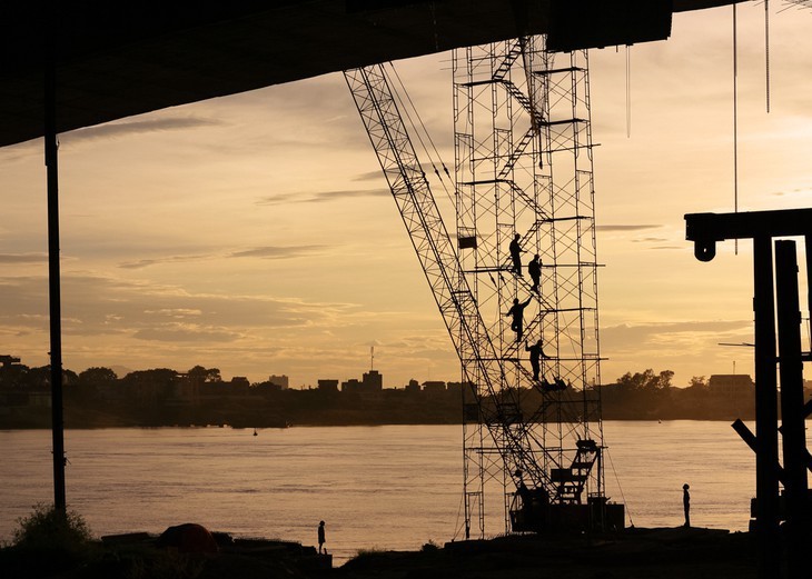 Memoria de Hanói a través de obras fotográficas de Le Bich - ảnh 13