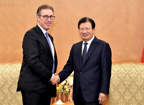 Vicepremier de Vietnam recibe a jefe de grupo de energía renovable de Irlanda  - ảnh 1