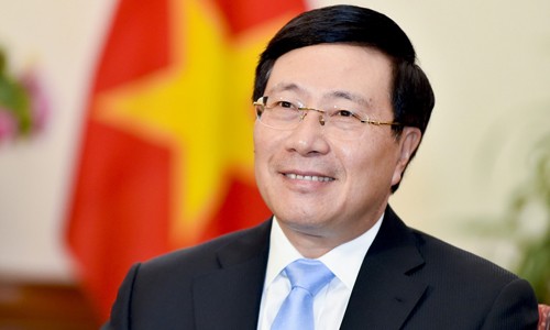 Canciller de Vietnam asiste a reunión especial de Asean sobre Covid-19 - ảnh 1