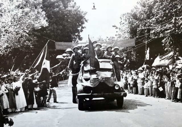 Recuerdos en imágenes del Día de la Liberación de Hanói - ảnh 4