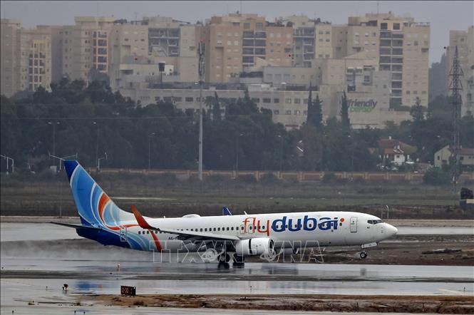 Primer vuelo desde Emiratos Árabes Unidos a Israel - ảnh 1