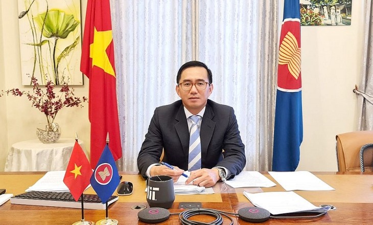 Embajador vietnamita asume cargo de vicesecretario general de la Asean  - ảnh 1