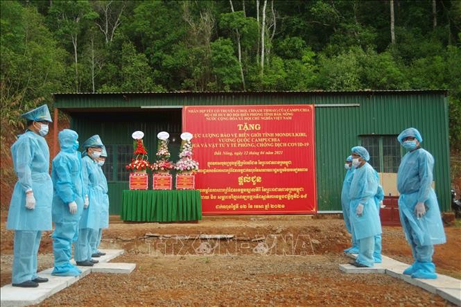 Vietnam acompaña a los jemeres en el festejo de Chol Chnam Thmay - ảnh 1