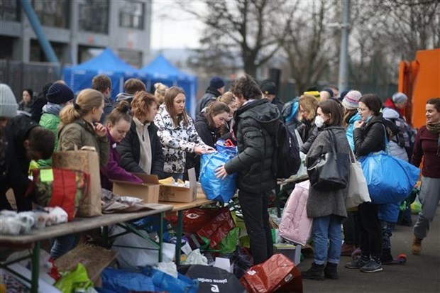 Estados Unidos recibirá unos 100 mil ucranianos evacuados - ảnh 1