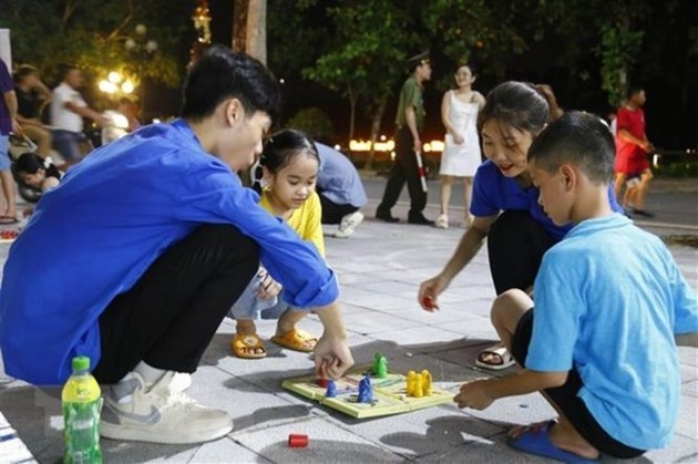 Festival del Medio Otoño en Tuyen Quang - ảnh 9