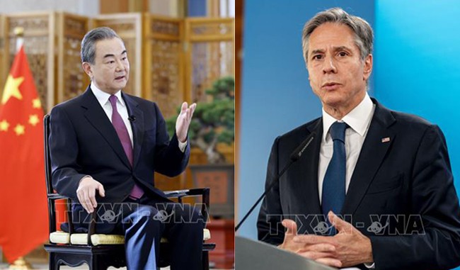 Jefes de diplomacia de China y Estados Unidos conversan por teléfono - ảnh 1