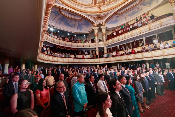 Concierto de Mirian Conti acorta la brecha entre culturas vietnamita y argentina - ảnh 2