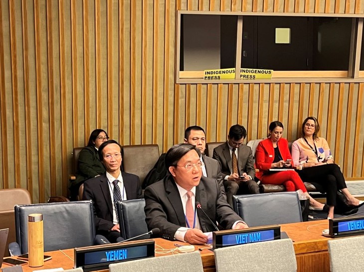 Vietnam participó en 57ª Sesión del Comité de Población y Desarrollo del ECOSOC - ảnh 1