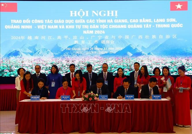 Localidades fronterizas de Vietnam y China impulsan cooperación en educación  - ảnh 1