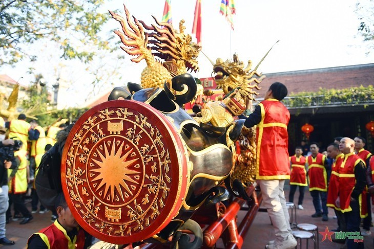 Festivales singulares en el primer mes lunar en Vietnam  - ảnh 8