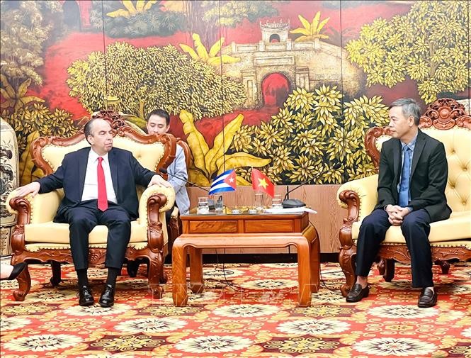 Provincia de Quang Tri fortalece lazos con Cuba - ảnh 1