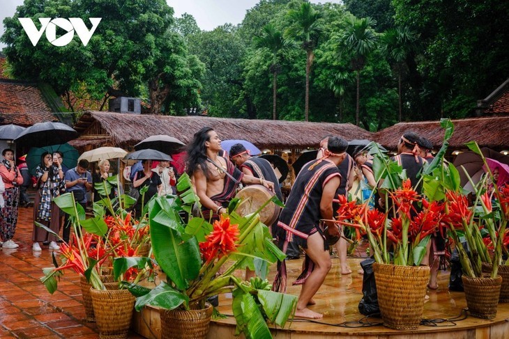 Festival Thang Long – Hanói 2025: Un mosaico cultural en el Templo de la Literatura - ảnh 3