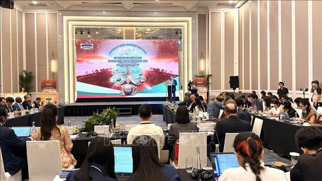La Alianza Mundial del Café eleva la marca y promueve la cultura de Vietnam - ảnh 1
