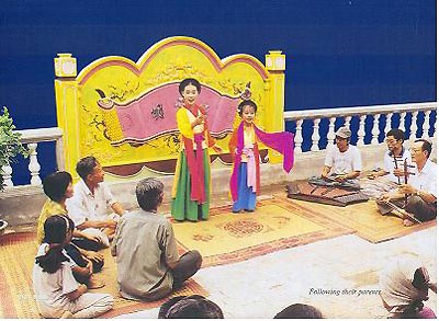 霍村嘲剧俱乐部将嘲剧带到全国各地 - ảnh 3